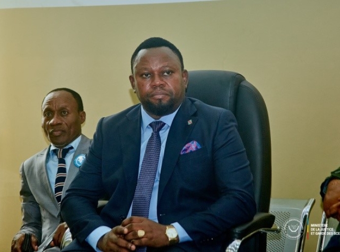 Consultations des Médiation aux Droits Humains : pour le deuxième mardi du mois de janvier, Me Samuel Mbemba s'est livré à l'exercice d'écoute des desideratas  des travailleurs